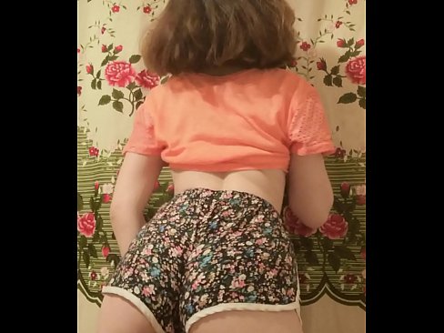 ❤️ Keçika ciwan a seksî li ber kamerayê kurtanên xwe ji xwe dike ❤ Porno li porno ku.8kpornvids.ru ❤